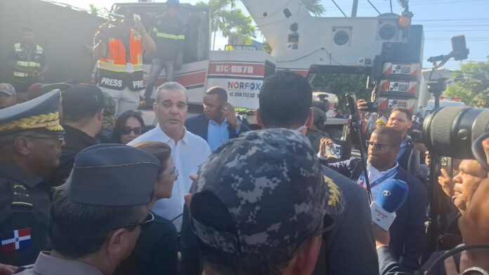 Lideres-nacionales-se-solidarizan-tras-la-tragedia-en-discoteca-Jet-Set