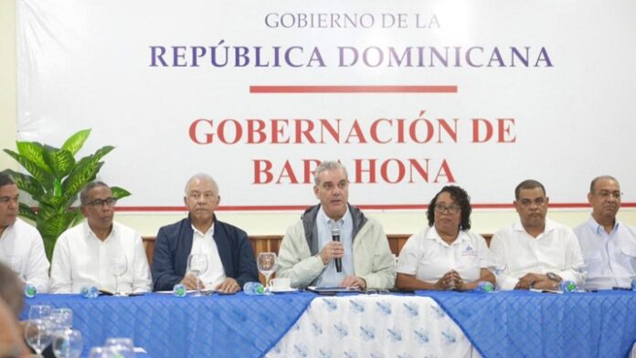 Abinader evalúa daños por el huracán Melissa y dispone soluciones integrales en Ocoa y Barahona