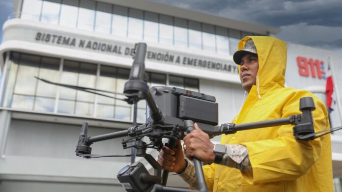 Drones del 9-1-1 se prepara para apoyar las operaciones de asistencia tras fenómeno meteorológico Melissa