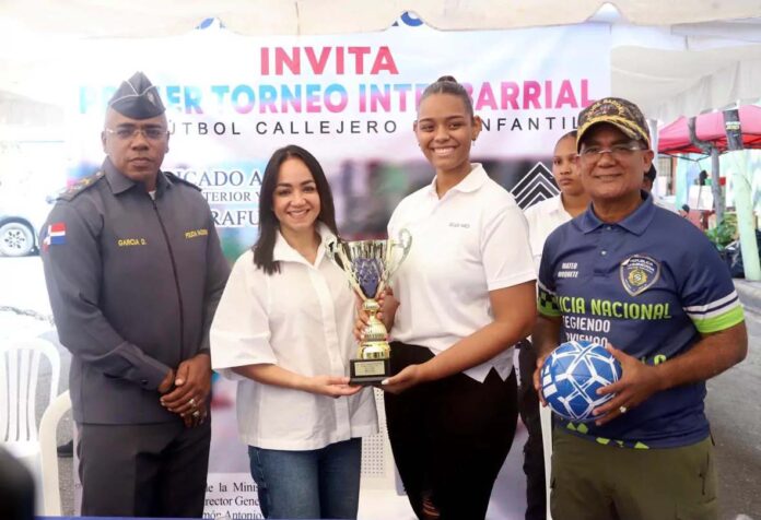 Gualey y Guachupita conquistan el Torneo Interbarrial de Fútbol Callejero 3x3 Infantil