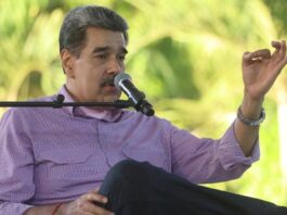 Maduro dice que "persiguen, golpean, desaparecen y torturan" a jóvenes venezolanos en EE.UU.