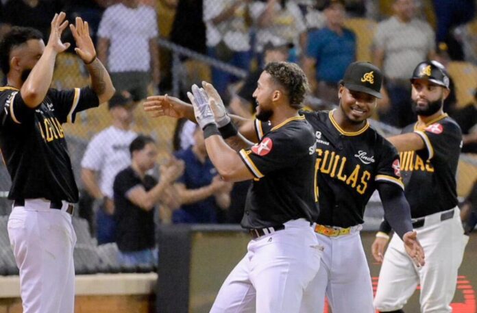 Águilas Cibaeñas vencen a Gigantes del Cibao