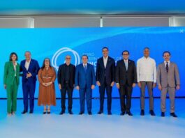 Ministro Paliza encabeza foro “El Futuro de Santiago”; anuncia licitación autopista del Ámbar