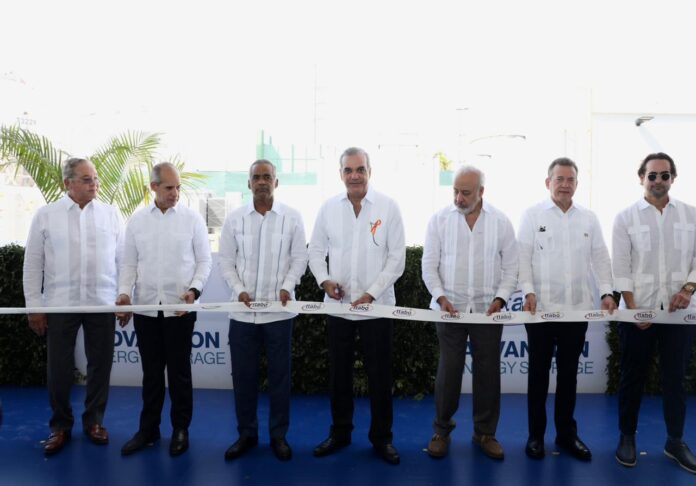 ITABO inaugura sistema de baterías tras invertir 500 millones