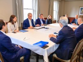 Presidente Abinader inicia agenda en San José con reunión bilateral con el CEO de MySilicon Compass, Ian Steff