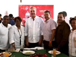Abinader pone en marcha “Navidad 360”