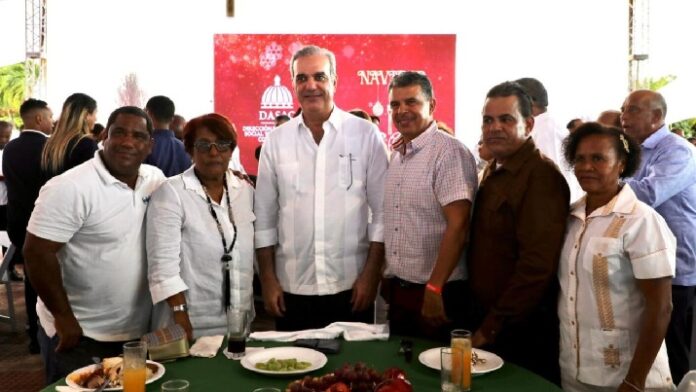 Abinader pone en marcha “Navidad 360”