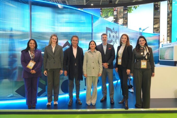 Banreservas consolida su liderazgo en inversión turística tras participación en la World Travel Market Londres 2025