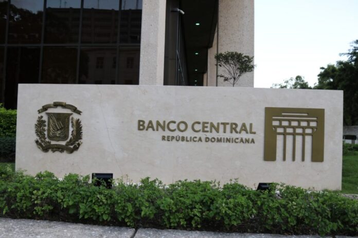 Banco Central reduce su tasa de política monetaria de 5.50 % a 5.25 % anual