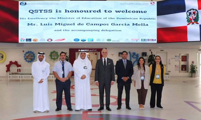 Miguel De Camps expone en el WISE 12 la estrategia dominicana para transformar la inversión educativa en mejores aprendizajes