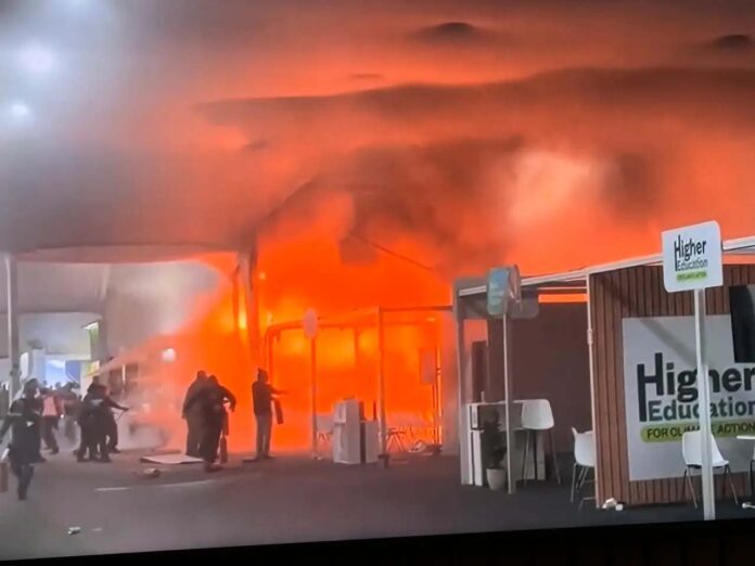 Trece personas reciben atención médica por inhalación de humo en incendio de la COP30