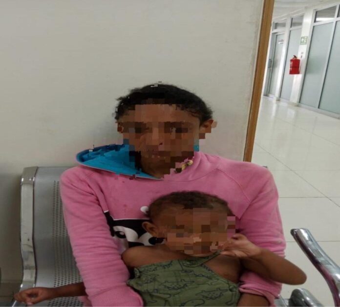 Policía Nacional brinda protección a joven y su hijo menor tras evitar intento de suicidio en puente de Villa Mella