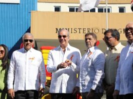 Abinader entrega maquinarias modernas para reducir mano de obra extranjera e impulsar mecanización del campo