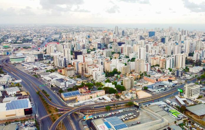 FMI prevé crecimiento de la República Dominicana de hasta 4.5% para próximo año