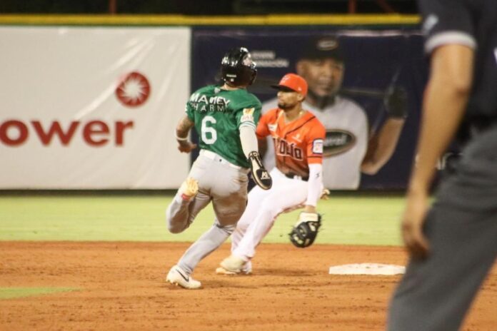 Toros vencen a las Estrellas en el béisbol dominicano