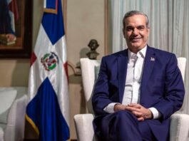 Abinader llama a los dominicanos a estar unidos, al amor y la solidaridad en esta Navidad y Año Nuevo