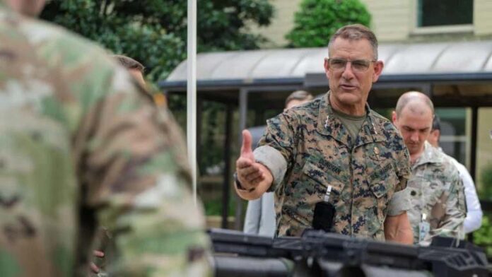 Trump elige nuevo jefe del Comando Sur en medio de tensión con Venezuela