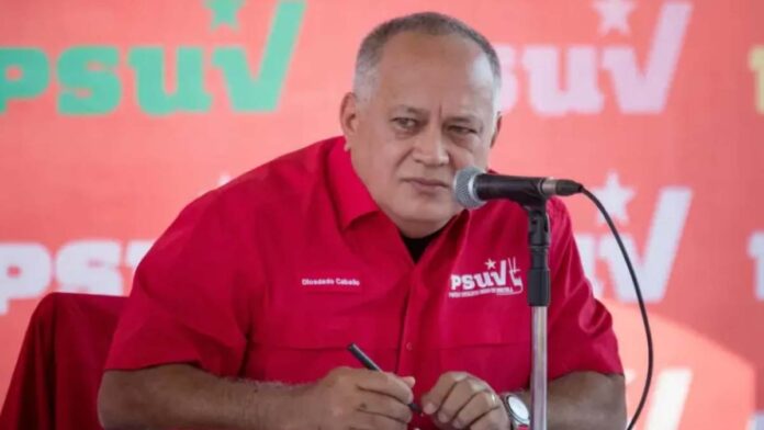 Diosdado Cabello dice que ha habido 1,474 vuelos en Venezuela pese a «amenaza» de EE. UU.
