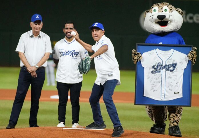Licey rinde tributo al doctor Cruz Jiminián