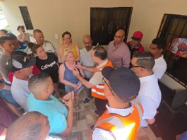 Coraasan resarcirá daños a viviendas tras avería en tubería en Sabana Iglesia