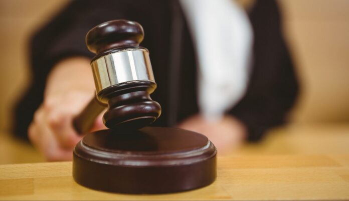 Dictan 30 años de prisión a una mujer por planificar el asesinato de su socio