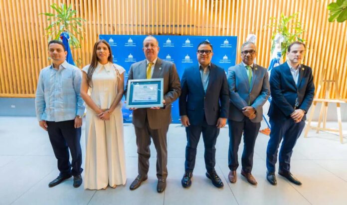 Hacienda y Economía obtiene doble certificación ISO