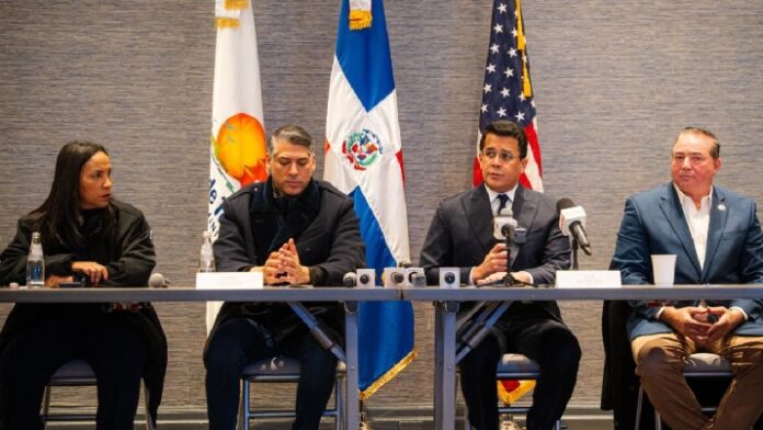 Turismo y Arajet anuncian la tercera ruta diaria a Nueva York de la aerolínea, a partir de primavera