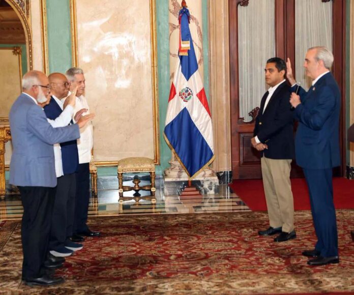 Presidente Abinader designa Comisión de Veeduría de obras deportivas