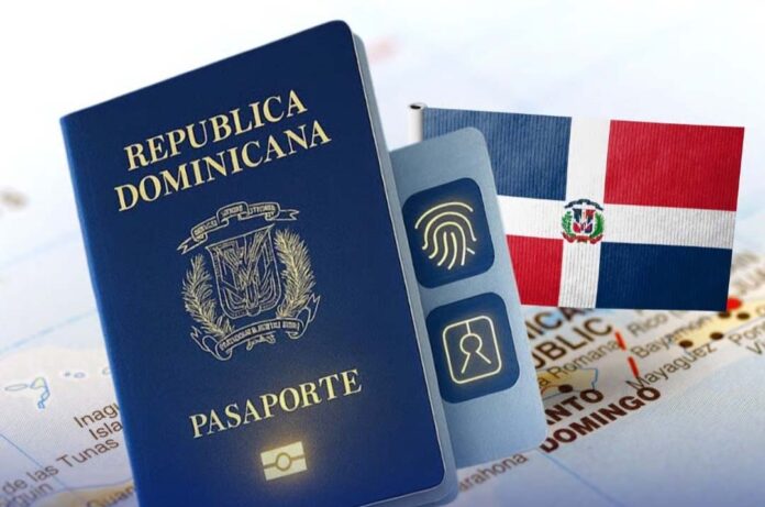 Abinader recibirá hoy primer pasaporte electrónico
