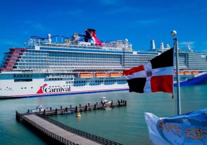 Ministerio de Turismo: Puerto Plata espera 72 cruceros en enero