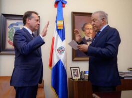 Ministro Andrés Bautista juramenta a Víctor Bisonó al frente del Ministerio de Vivienda