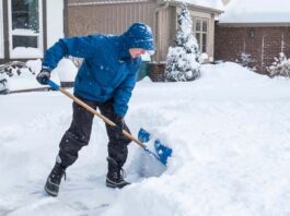Nueva York sancionará a propietarios de viviendas y negocios que no limpien nieve de aceras