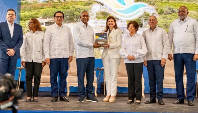 Vicepresidenta encabeza presentación del Plan Estratégico de Desarrollo Integral de Peravia