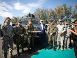 Presidente Abinader entrega equipos militares para fortalecer la seguridad nacional