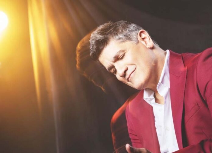 Eddy Herrera lanza