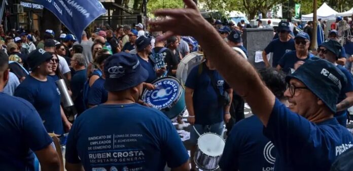 Argentina: llaman a huelga general contra reforma de Milei