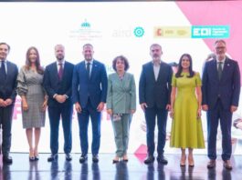 Gobierno y sector privado impulsan liderazgo femenino en la industria dominicana