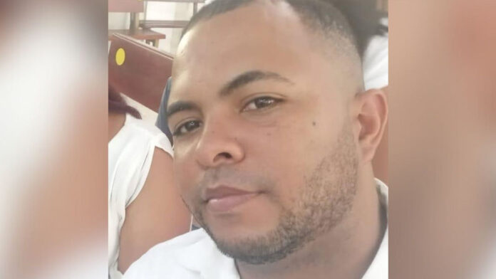 Matan peluquero en tiroteo tras discusión en cancha de baloncesto Altos de Rafey