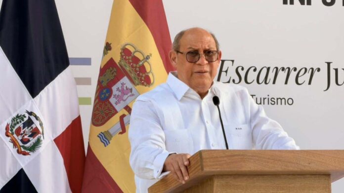 Santos Badía afirma que el Gobierno impulsa una revolución educativa en la República Dominicana