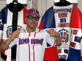 Alofoke adquiere la “chaqueta del flow” del Clásico Mundial de Béisbol 2026