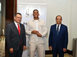 JCE entrega nueva cédula a selección dominicana del Clásico Mundial de Béisbol