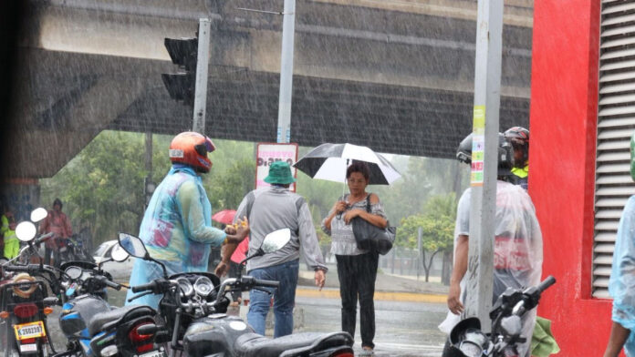 Alerta meteorológica: Seis provincias bajo vigilancia por fuertes lluvias