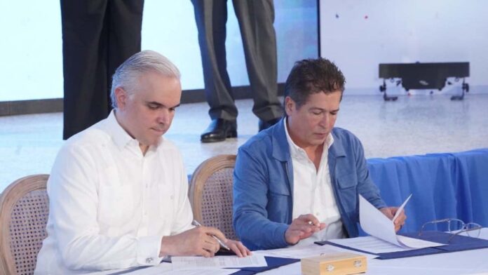 Ministerio de Educación recibe de RTVD la serie educativa “Trinitarios