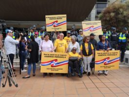 Organizaciones protestan frente a la Procuraduría por caso Senasa y exigen justicia sin impunidad