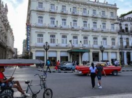 Cuba permitirá a sus ciudadanos en el exterior invertir en el sector privado