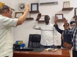 Juramentan en Fuerza del Pueblo al representante de las Mesas Comunitarias del Defensor del Pueblo en Samaná