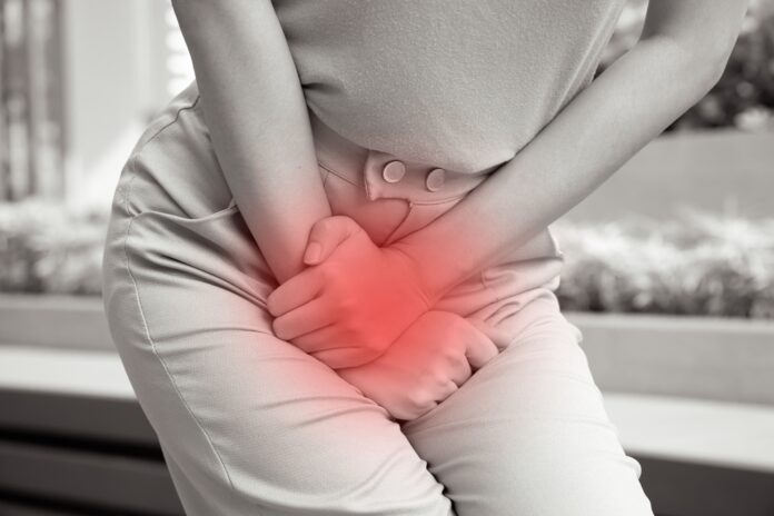 Woman,Holding,Her,Pee,,Health,Care,Concept,Of,Urinary,Tract