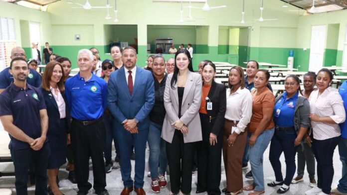 Infotep inicia programa de carreras técnicas en el Politécnico Cepror en Villa Tapia