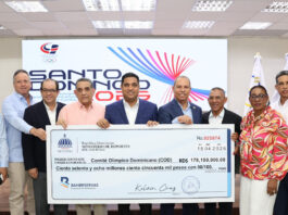 Ministro Kelvin Cruz entrega RD$178 millones más al COD para preparación de atletas