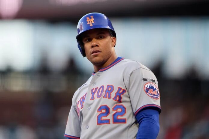 Juan Soto sale del partido con molestias en la pantorrilla derecha